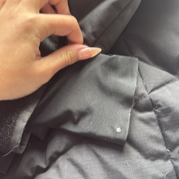 Columbia Puffer Jacket with Faux Fur Hood | Black | Size S | Winter Coat - Picture 7 of 10